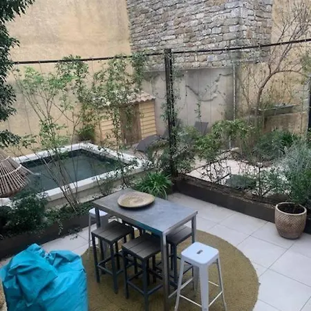 Дом отдыха Maison Atypique Avec Jardin Et Piscine *